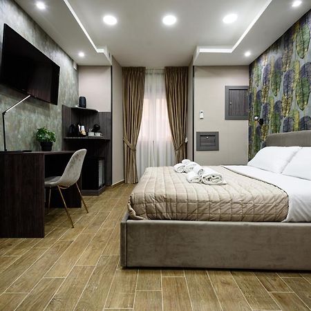 Chris Home Napoli Bagian luar foto