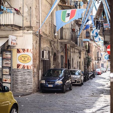 Chris Home Napoli Bagian luar foto