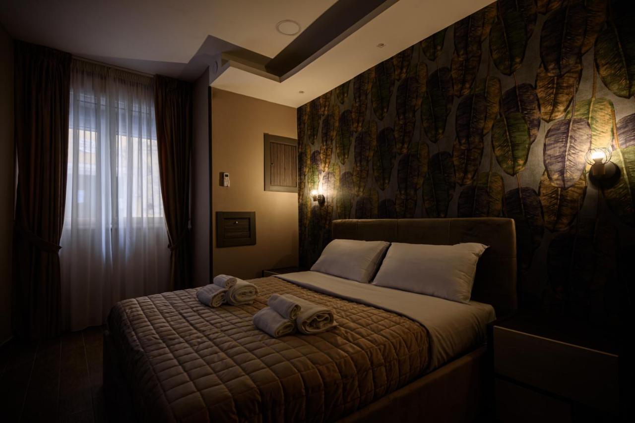 Chris Home Napoli Bagian luar foto